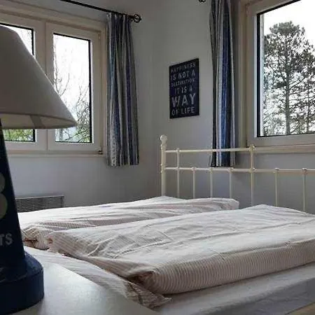 Strandhaus Mit Kaminofen Semesterbostad Goting