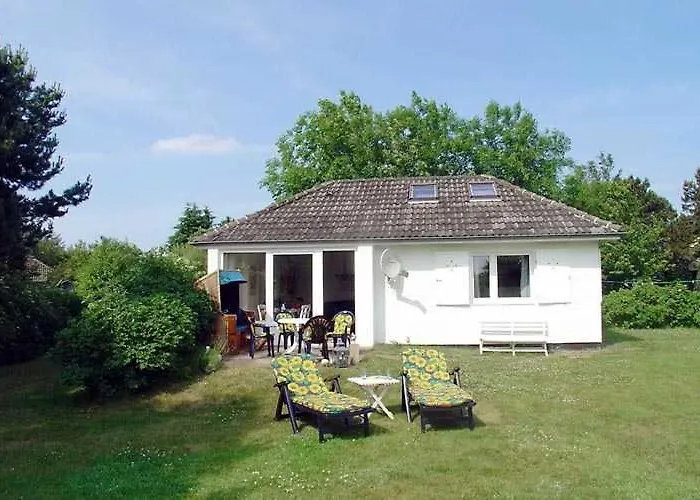 Strandhaus Mit Kaminofen Goting